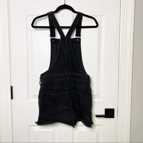 MADEWELL Adirondack Short Overalls in Washed Black - Picture 7 of 7